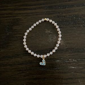 Light purple bracelet with Purple Heart charm